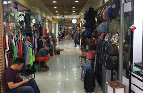 where to buy fake clothes in guangzhou|guangzhou underground market.